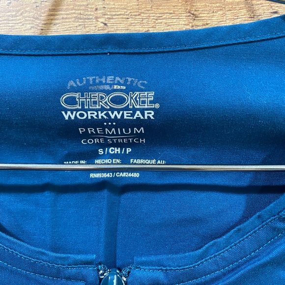 Cherokee Workwear Teal Premium Core Stretch Scrub Jacket Size Small - Picture 4 of 4